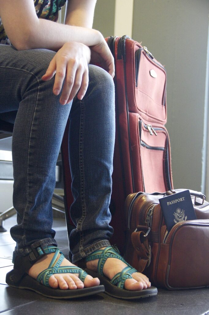 travel, luggage, airport, waiting, passport, traveler, luggage, luggage, luggage, airport, airport, airport, passport, passport, passport, passport, passport